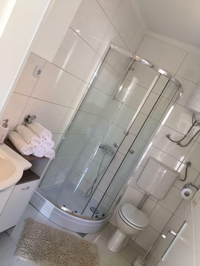 Apartman Ana Трогір Екстер'єр фото